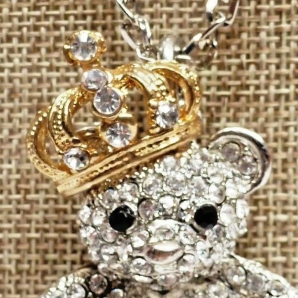 !! Mama Loves Bling! Juicy Couture Teddy Bear Necklace